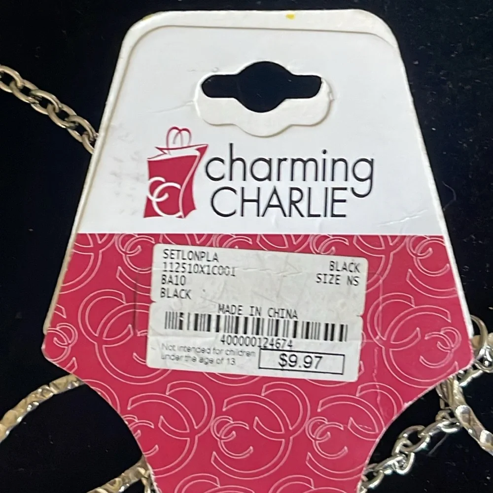 Beautiful Set - Picture 2 of 2